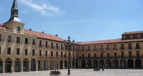 León
